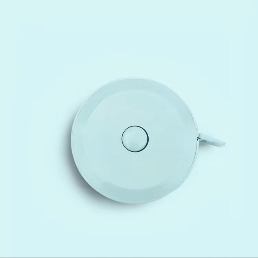 Retractable tape measure‎
